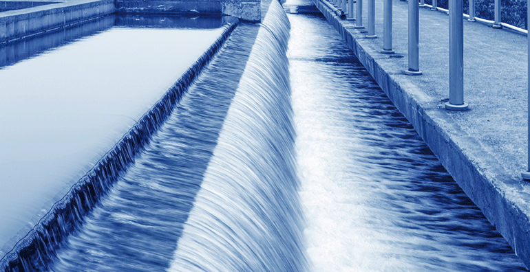 Monitorización de nutrientes en las aguas residuales a partir del análisis espectrofotométrico en la EDAR Las Caldas