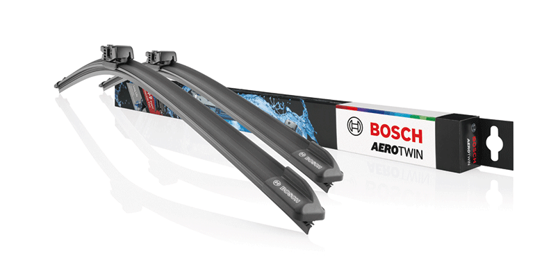 Bosch viste a los talleres por la compra de bujías y escobillas