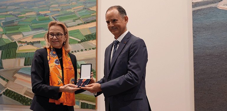 Javier González Pareja, presidente de Bosch España y Portugal, recibe la Cruz de Caballero de la Orden del Mérito de la RFA