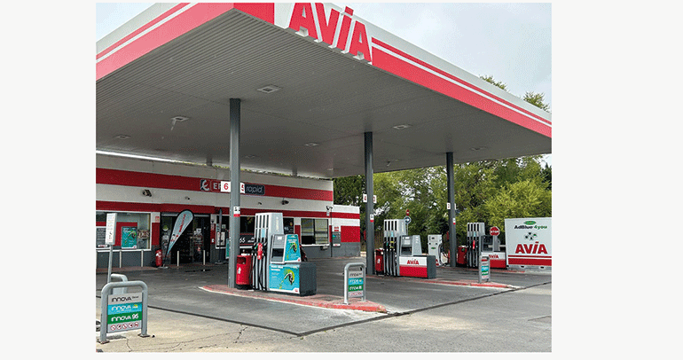 Esergui AVIA suministra Innova HVO Diésel 100% renovable en sus Estaciones de Servicio y Distribución