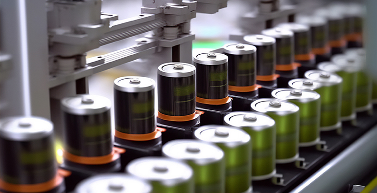 Software de automatización para la fabricación de baterías a gran escala
