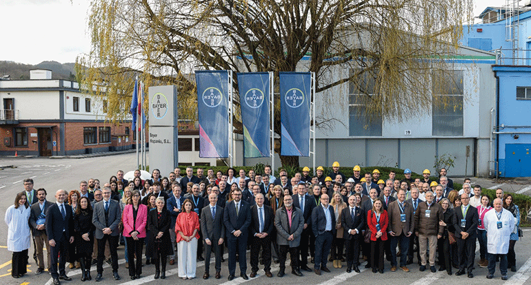 Bayer celebra sus 125 años en España en su planta química de La Felguera