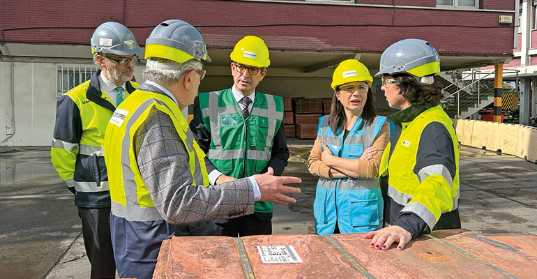 El consejero de Industria, Energía y Minas visita las instalaciones de Atlantic Copper