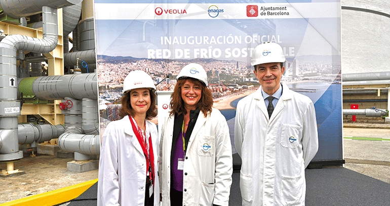 Veolia, Enagás y el Ayuntamiento de Barcelona inauguran la primera red urbana de recuperación de frío sostenible de una terminal de GNL 